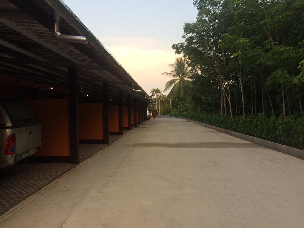 Natai Beach Happy Resort Phang Nga מראה חיצוני תמונה